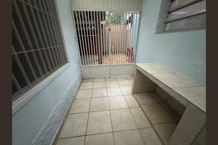Casa para alugar com 3 quartos, 150m² em Jardim dos Lagos, São Paulo