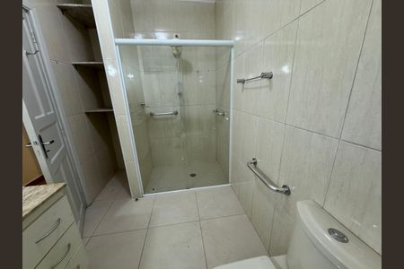 Casa para alugar com 3 quartos, 150m² em Jardim dos Lagos, São Paulo