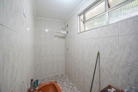 Banheiro da Suíte de casa à venda com 3 quartos, 116m² em Vila Antonieta, São Bernardo do Campo