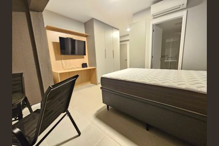 Sala/Quarto de kitnet/studio para alugar com 1 quarto, 27m² em Cidade Monções, São Paulo