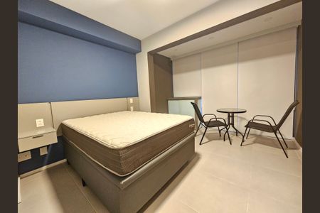 Sala/Quarto de kitnet/studio para alugar com 1 quarto, 27m² em Cidade Monções, São Paulo