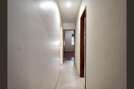 Corredor de apartamento para alugar com 2 quartos, 83m² em Grajaú, Rio de Janeiro