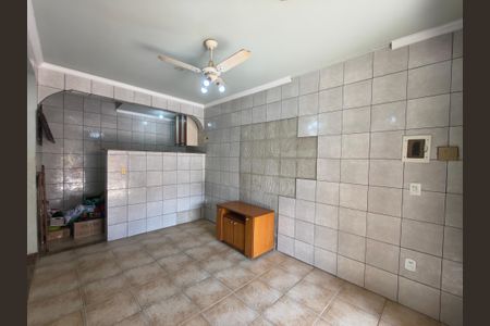 Casa de Condomínio para alugar com 4 quartos, 250m² em Taquara, Rio de Janeiro