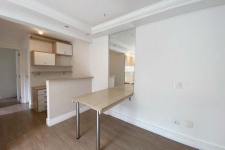 Apartamento à venda com 2 quartos, 56m² em Vila Canero, São Paulo