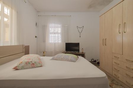 Quarto de casa para alugar com 2 quartos, 150m² em Aliança, Mauá