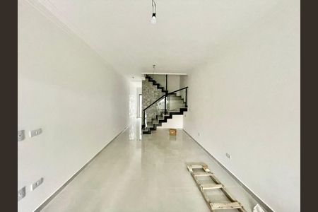 Foto 02 de casa à venda com 3 quartos, 120m² em São Lucas, São Paulo