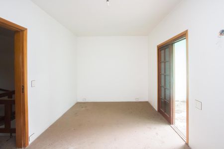 Casa para alugar com 3 quartos, 250m² em Vila das Belezas, São Paulo