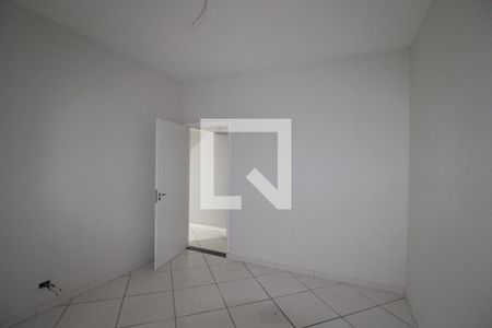 Casa à venda com 6 quartos, 347m² em Vila Dalila, São Paulo