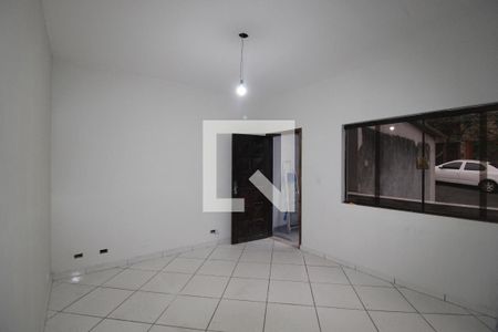 Casa à venda com 6 quartos, 347m² em Vila Dalila, São Paulo