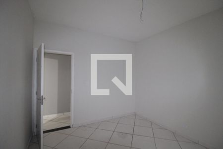 Casa à venda com 6 quartos, 347m² em Vila Dalila, São Paulo