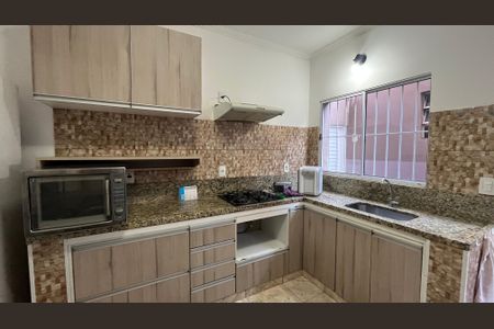 Casa para alugar com 2 quartos, 70m² em Vila Costa E Silva, Campinas