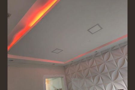 Quarto de casa para alugar com 1 quarto, 40m² em Itatiaia, Duque de Caxias