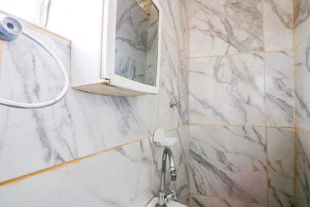 Banheiro de apartamento para alugar com 1 quarto, 40m² em Jardim Cerqueira Leite, Mauá