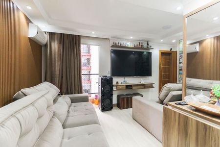 Sala de apartamento à venda com 2 quartos, 48m² em Vila Carmosina, São Paulo