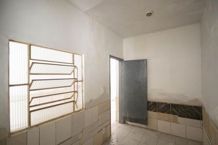 Quarto 1 de casa para alugar com 1 quarto, 0m² em Itaúna, São Gonçalo