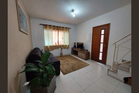 Casa à venda com 4 quartos, 215m² em Jardim Patente Novo, São Paulo