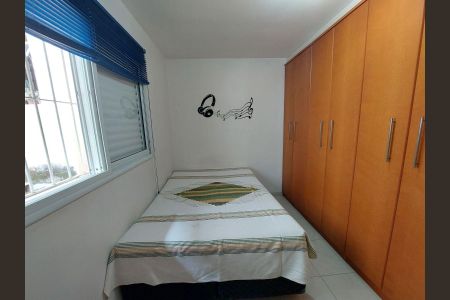 Casa à venda com 4 quartos, 215m² em Jardim Patente Novo, São Paulo