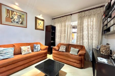 Sala de casa à venda com 3 quartos, 160m² em Vila Alexandria, São Paulo