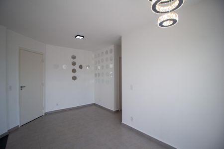 Sala de apartamento para alugar com 2 quartos, 42m² em Jardim Ibiti do Paco, Sorocaba