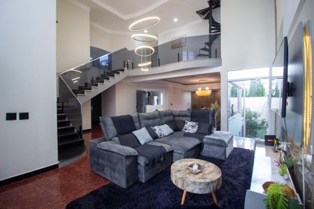 Sala de casa de condomínio para alugar com 4 quartos, 479m² em Loteamento Dinora Rosa, Sorocaba