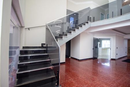 Sala de casa de condomínio para alugar com 4 quartos, 479m² em Loteamento Dinora Rosa, Sorocaba