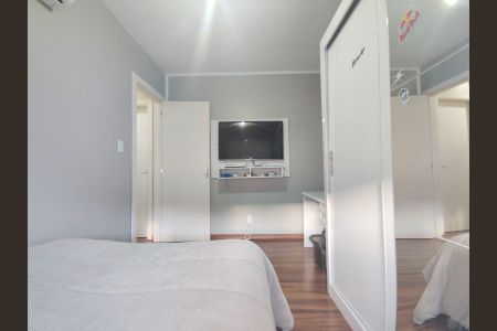 Casa de Condomínio à venda com 3 quartos, 137m² em Olaria, Canoas