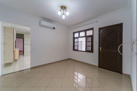 Sala de casa à venda com 3 quartos, 240m² em Vila Valparaíso, Santo André