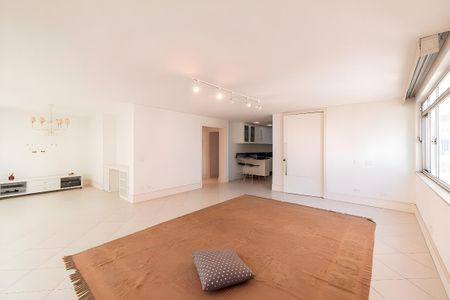 Apartamento para alugar com 1 quarto, 126m² em Jardim Europa, São Paulo