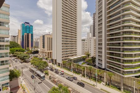 Sacada de apartamento para alugar com 1 quarto, 34m² em Indianópolis, São Paulo