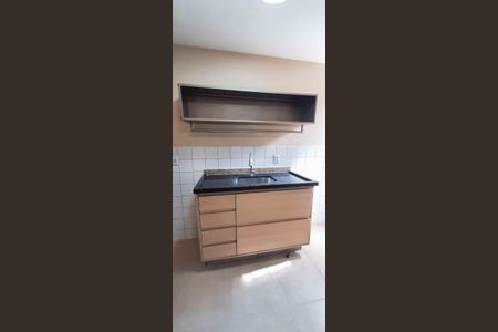 Casa para alugar com 1 quarto, 20m² em Vila Yolanda, Osasco