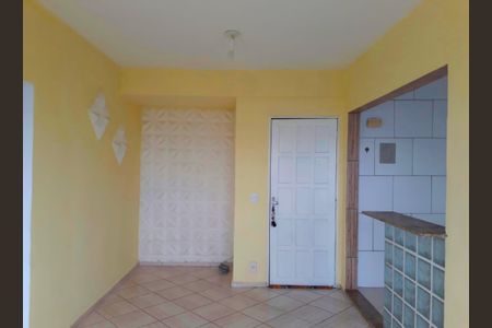 Sala de apartamento para alugar com 2 quartos, 69m² em Brasilândia, São Gonçalo