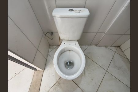 Banheiro Social de casa para alugar com 2 quartos, 64m² em Tanque, Rio de Janeiro