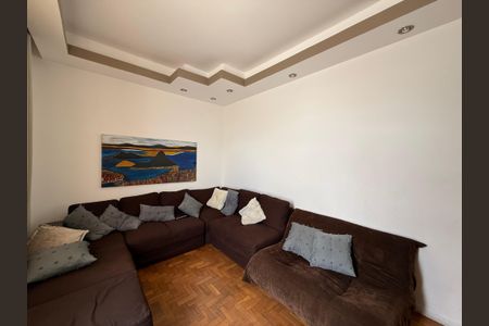 Casa à venda com 3 quartos, 300m² em Renascença, Belo Horizonte