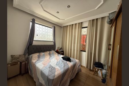 Casa à venda com 3 quartos, 300m² em Renascença, Belo Horizonte