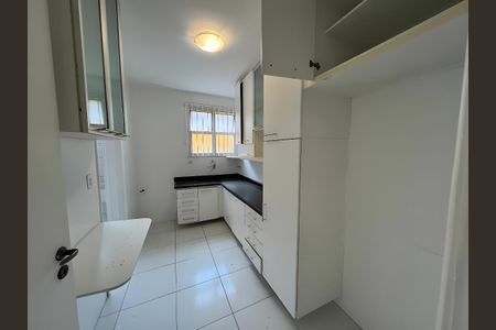 Apartamento para alugar com 3 quartos, 140m² em Jardim das Bandeiras, São Paulo