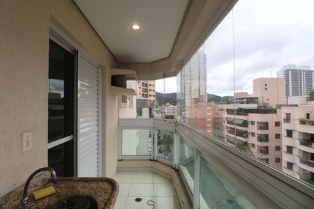 Varanda de apartamento para alugar com 4 quartos, 115m² em Jardim Virginia, Guarujá