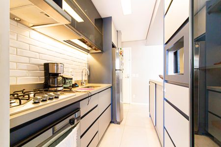 Cozinha de apartamento à venda com 2 quartos, 67m² em Vila Ipojuca, São Paulo