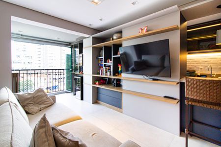 Sala de apartamento à venda com 2 quartos, 67m² em Vila Ipojuca, São Paulo