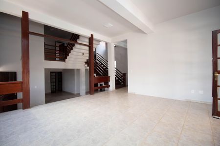 Sala de casa de condomínio para alugar com 7 quartos, 450m² em Jardim Botânico, Brasília