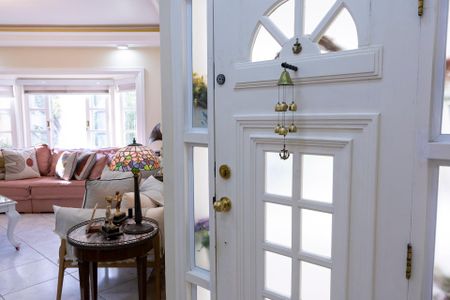 Detalhe Sala de casa de condomínio para alugar com 5 quartos, 454m² em Jardim Astro, Sorocaba