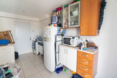 Sala/Cozinha de apartamento à venda com 2 quartos, 34m² em Jardim Itacolomi, São Paulo