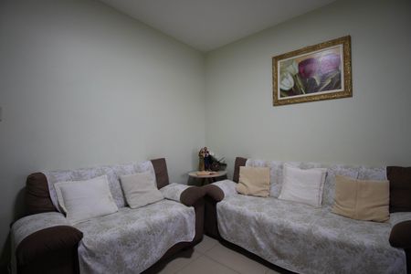 Sala 1 de casa para alugar com 3 quartos, 150m² em Q 604, Brasília