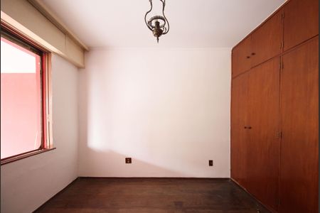Casa para alugar com 2 quartos, 198m² em Jardim Maria Rosa, Taboão da Serra