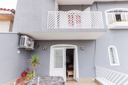 Casa de Condomínio para alugar com 4 quartos, 350m² em Adalgisa, São Paulo