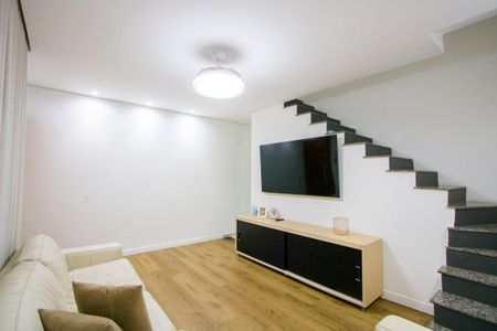 Sala de casa à venda com 2 quartos, 235m² em Vila Linda, Santo André