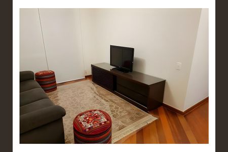Apartamento para alugar com 2 quartos, 72m² em Cerqueira César, São Paulo