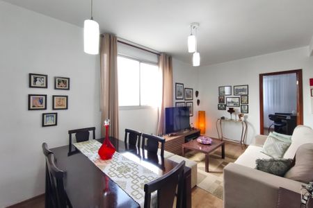 Sala de apartamento à venda com 2 quartos, 75m² em Jardim Leonor, Campinas