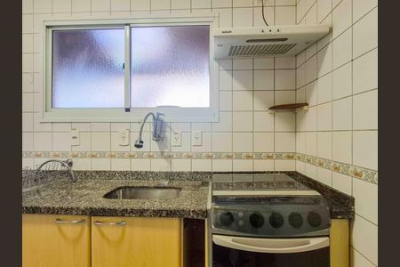 Cozinha de casa de condomínio à venda com 2 quartos, 126m² em Vila São Silvestre, São Paulo