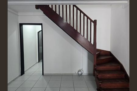 Sala de casa à venda com 2 quartos, 130m² em Vila das Palmeiras, Guarulhos