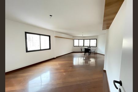 Apartamento para alugar com 4 quartos, 202m² em Perdizes, São Paulo